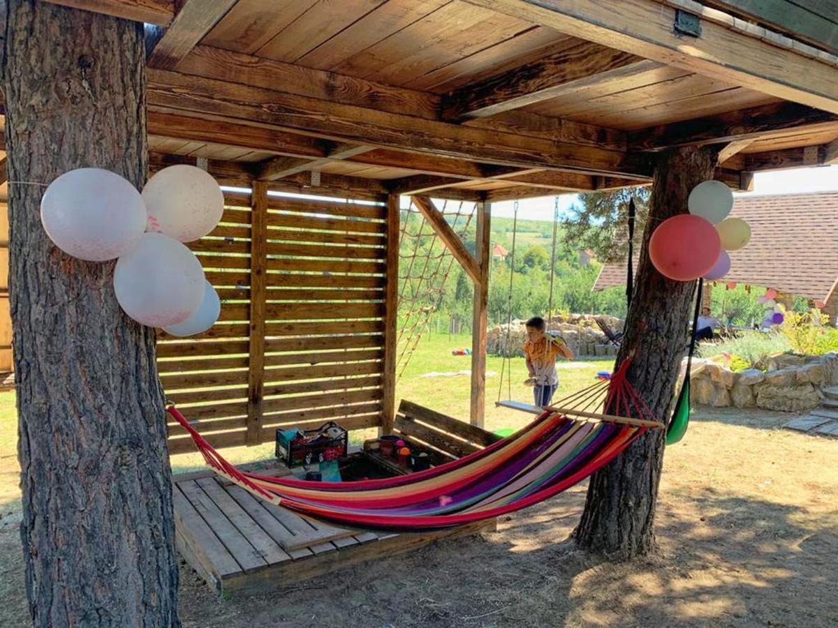 Rustic Jarilo, An Oasis Of Peace In Nature Holiday home