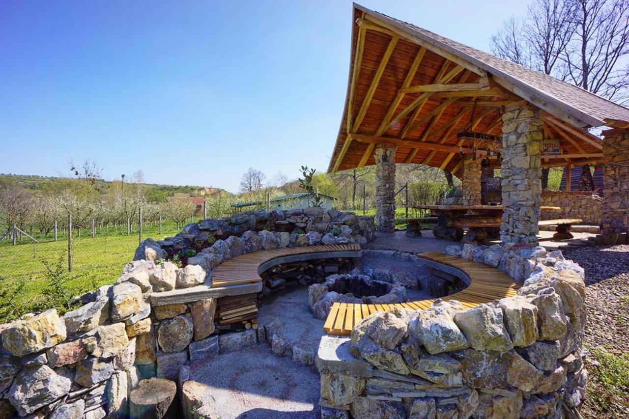 Holiday home Rustic Jarilo, An Oasis Of Peace In Nature Lezimir