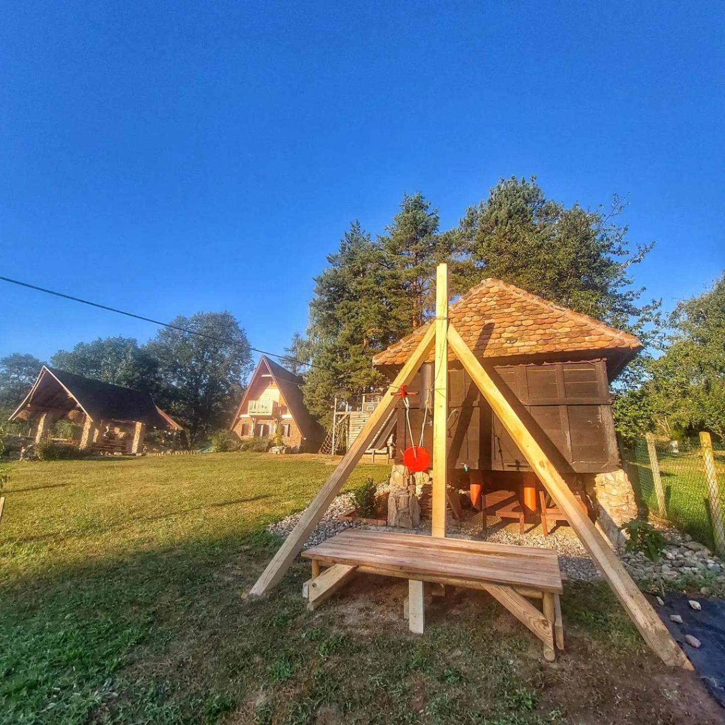Rustic Jarilo, An Oasis Of Peace In Nature Holiday home